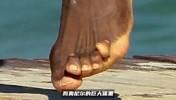 近距离看切特露双足，揭开NBA球员的脚部秘密，努力训练的代价...